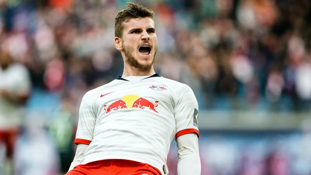 Timo werner celebrating a goal he scored for rb leipzig