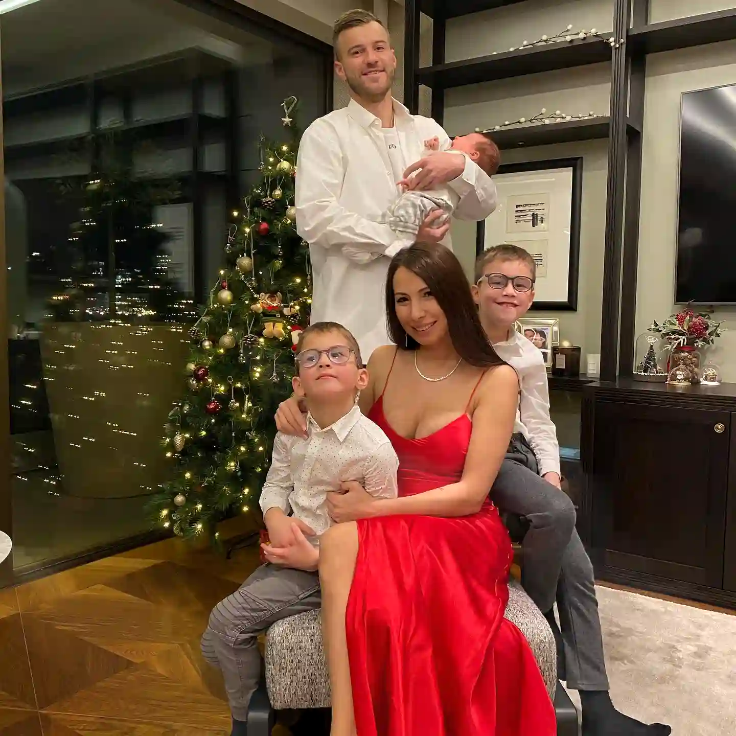 andriy yarmolenko wife Inna and children