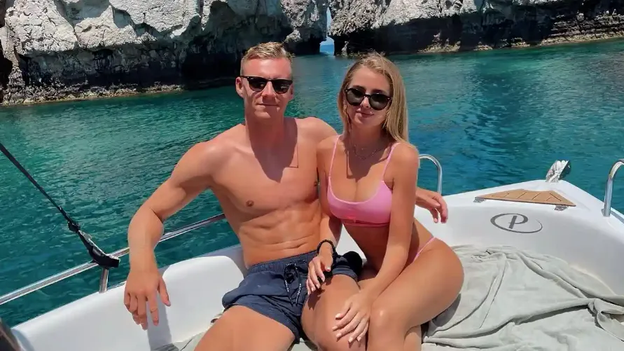 bernd leno wife sophie christin vacation