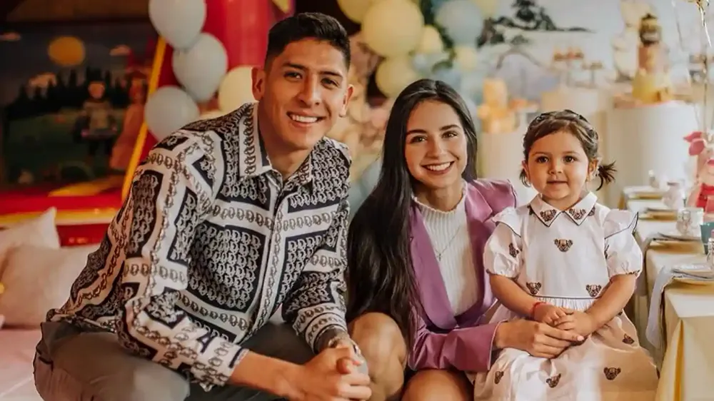 edson alvarez and sofia tache daughter valentina