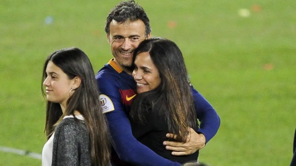 luis enrique daughter sira martinez wife elena