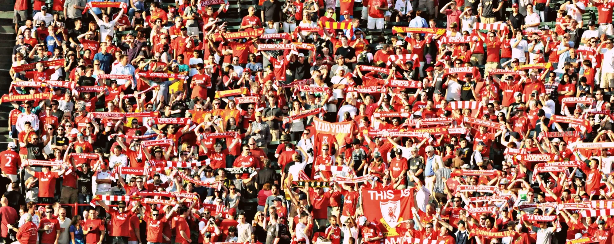 liverpool fans at anfield