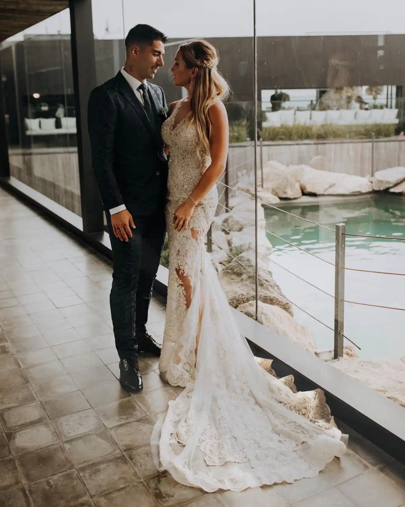 luis suarez sofia balbi wedding