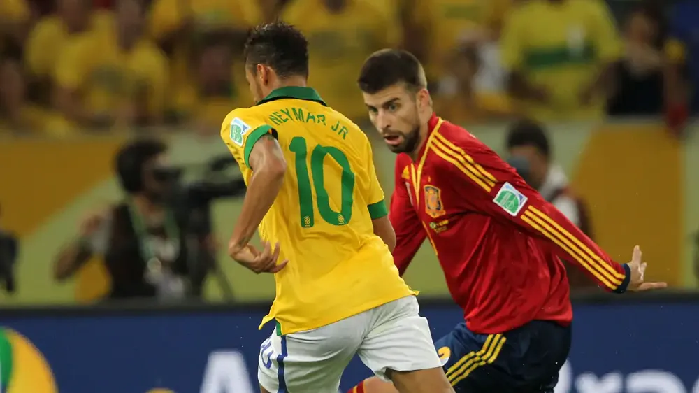 gerarg pique laying for spain national team and marking neymar