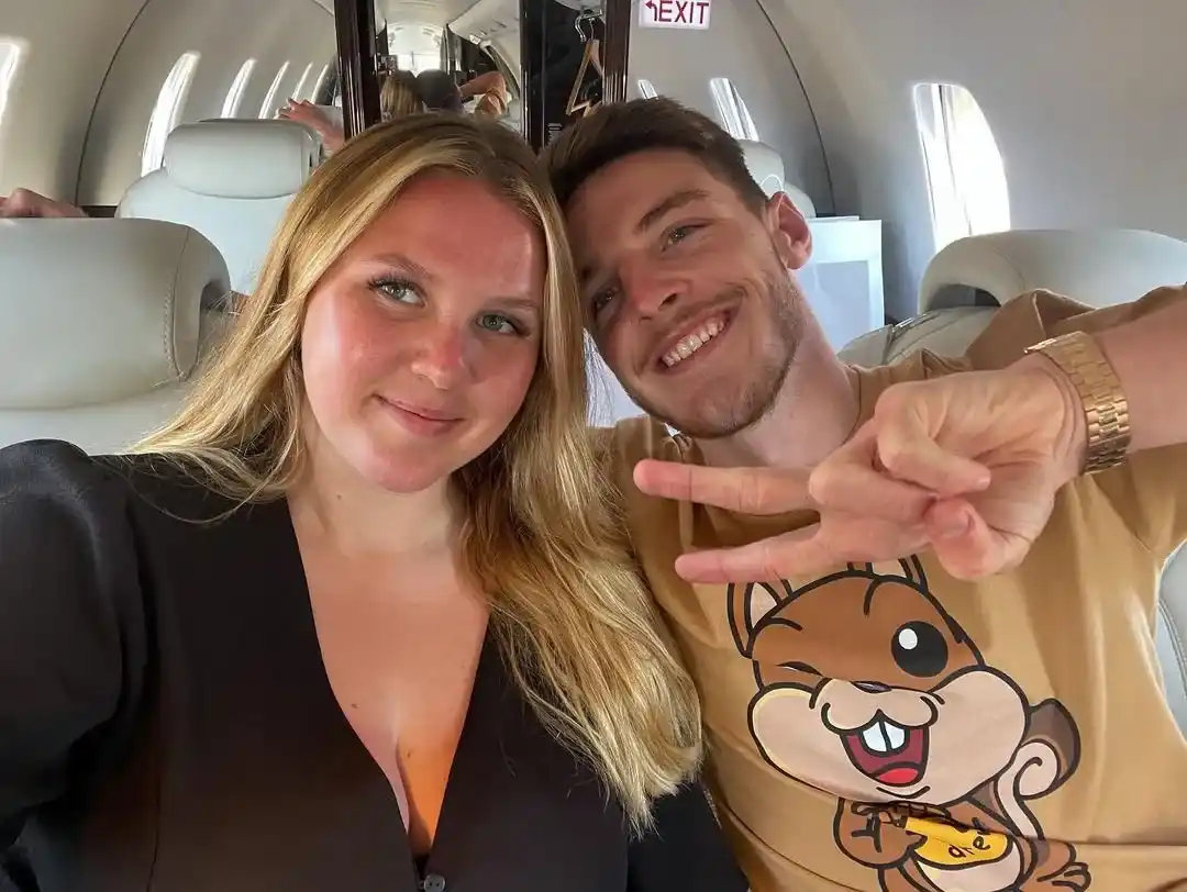 declan rice and lauren fryer on private plane