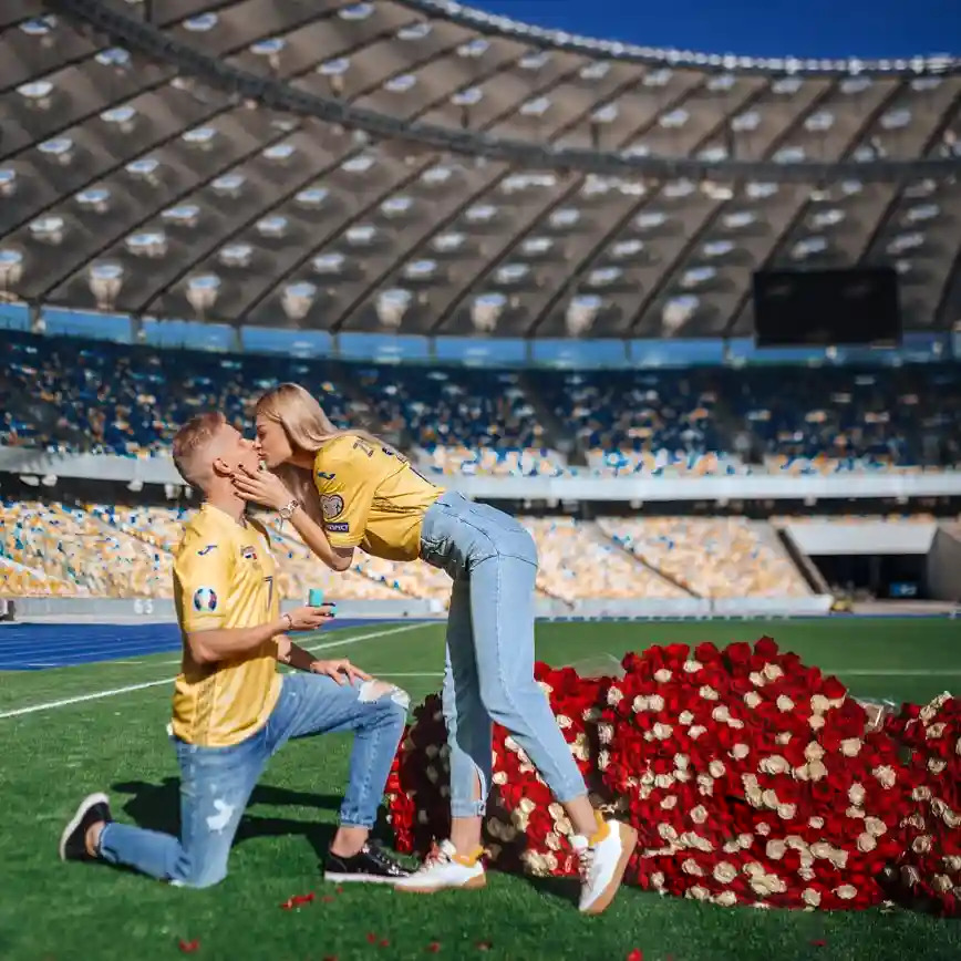 oleksandr zinchenko propose to Vlada Sedan